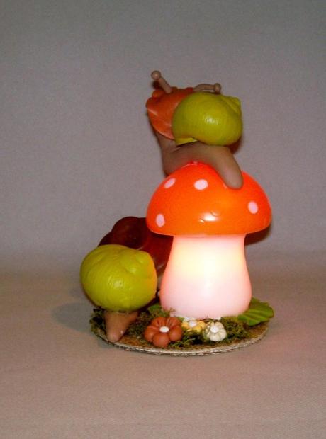Veilleuse led avec escargots rigolos Veilleuse led avec escargots rigolos