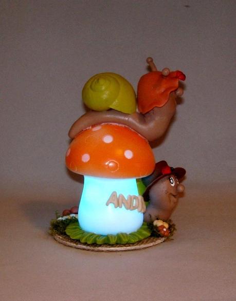 Veilleuse led avec escargots rigolos Veilleuse led avec escargots rigolos