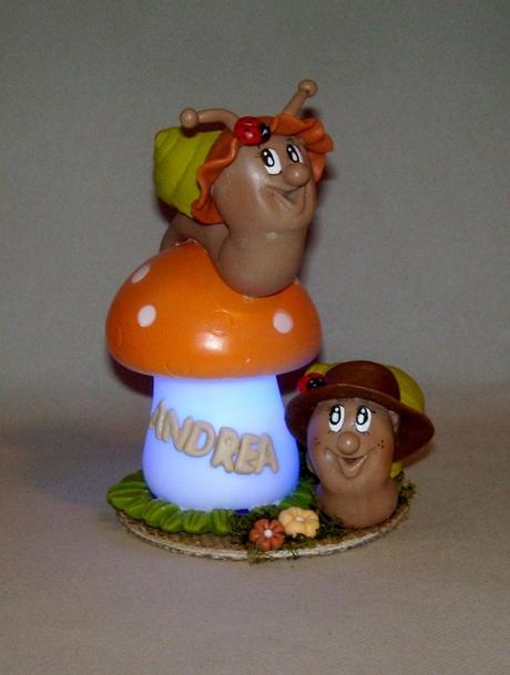 Veilleuse led avec escargots rigolos Veilleuse led avec escargots rigolos