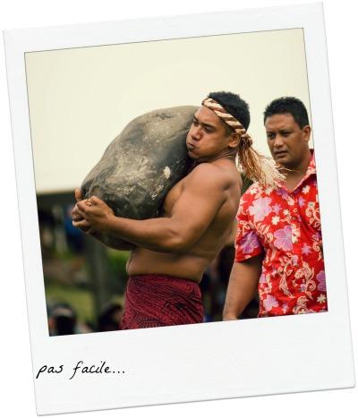 Sports traditionnels tahitiens, ces sports insolites ou juste fous ! lever_pierre2