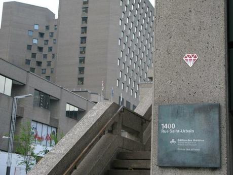 #ArtMTL Où se trouve des diamants du @DiamantaireArt / Paris à Montréal? @station16mtl ? 10421548_658453520890849_1521075504694619273_n
