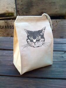 Le Monde de la Lune ! Le Chat vu par la Lune en Scorpion du jour sur Etsy tabby eco