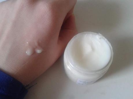 Déodorant crème simple et efficace à la noix de coco Déodorant crème simple et efficace à la noix de coco