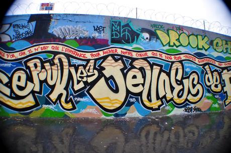 Une Pensée Pour les Jeunes de Foyer Une Pensée Pour les Jeunes de Foyer (2)