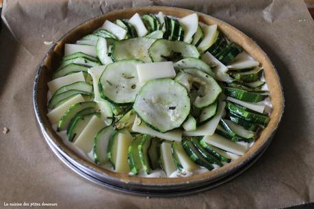 Tarte aux courgettes, comté et parmesan, pâte à tarte à l' épeautre IMG_4064