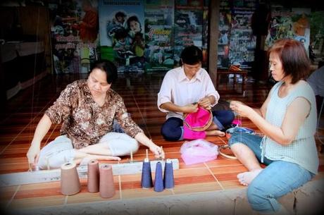 10 août 2014. Nong Khai. Wang Nammok, le village des lanternes. DSCF9092