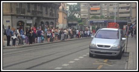 La photo du jour : en attendant le tram... Tram 3.jpg