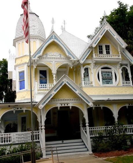 Les USA insolites: quand des expatriés nous délivrent leurs petits secrets mount-dora crop