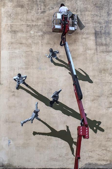 Illusions d'ombres : le dernier projet de Strøk, à Terracina, en Italie - Street Art