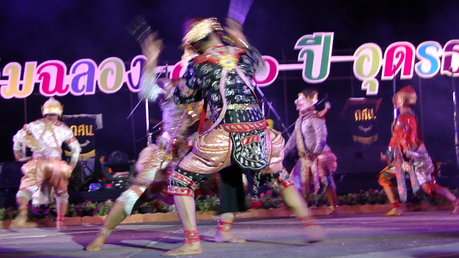 Danse classique Thaïlandaise: Un farang a l'honneur