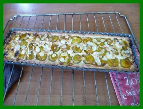 Tarte amandine aux prunes Cliquer sur les flèches