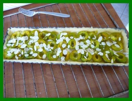 Tarte amandine aux prunes Cliquer sur les flèches