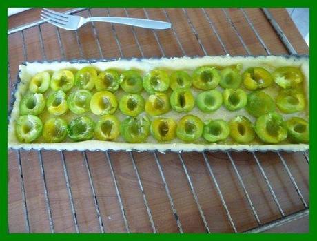 Tarte amandine aux prunes Cliquer sur les flèches