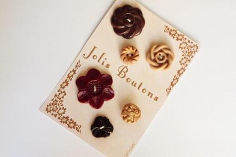 Boutons vintage anciens marrons - www.cocoflower.net
