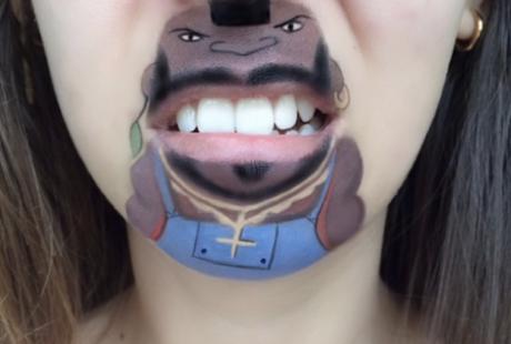 Cette fille est capable de transformer sa bouche en personnages célèbres ! IMG_0804.PNG