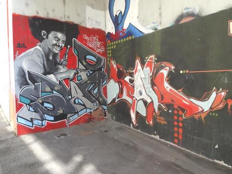 Des graffitis à Balexert DSC00372-sssssssss.jpg