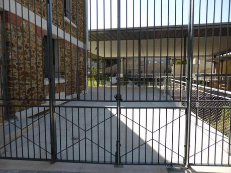 Argenteuil, le jardin d’Héloïse toujours fermé. P1000177