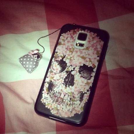 Mon smartphone, cette fashion victim... Mon smartphone, cette fashion victim...