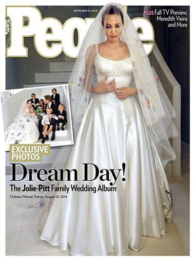 Angelina et Brad philanthropes, même à leur mariage ! angelina-jolie-en-robe-de-mariee-en-couverture-de-people_5023102