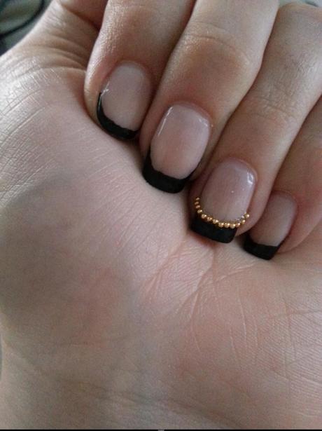 Nail art #1 : French noir Nail art #1 : French noir
