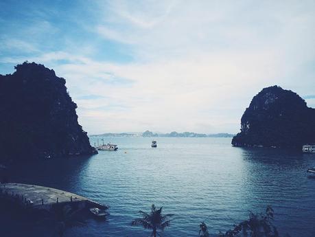 1ères images du Vietnam baie-halong