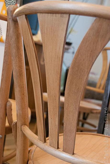 Restauration de chaises bistrot : la révélation L-atelier-azimute-chaises-bistrot-motifs-pastel-9