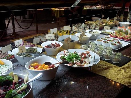 Nigloland, le parc d’attraction pour les petits Buffet Taverne des Pirates
