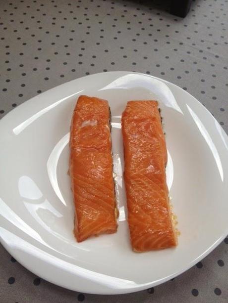 Le saumon c'est très bon ! Le saumon c'est très bon !