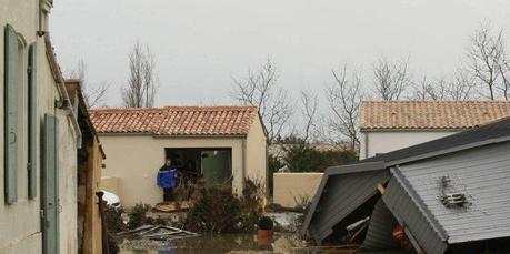 Après-Xynthia en Charente-Maritime : plainte pour mise en danger de la vie d'autrui à Charron Après-Xynthia en Charente-Maritime : plainte pour mise en danger de la vie d'autrui à Charron
