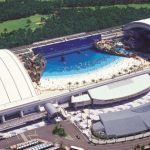 INSOLITE : Ocean Dome le plus grand parc aquatique au monde !