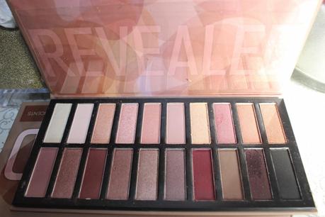 Une affaire de dupes: Revealed 2 de Coastal Scents ou l'autre version de la Naked 3 d'Urban Decay Une affaire de dupes: Revealed 2 de Coastal Scents ou l'autre version de la Naked 3 d'Urban Decay