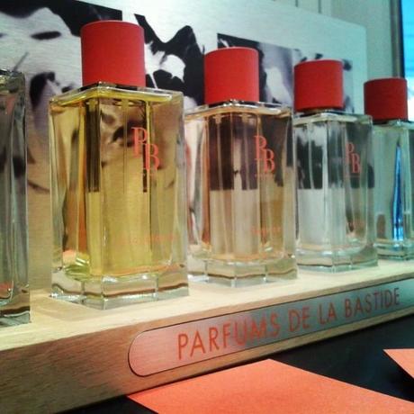 « Parfums de la Bastide » : les senteurs de Provence 10424645_1464582703784567_938769709_n
