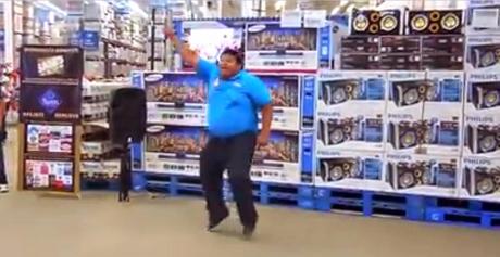 Thailande: Un vendeur met le feu au cash and carry [HD]