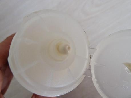 Mon soin préféré pour garder des pieds en forme : la crème pour les pieds extra douce - MELVITA Mon soin préféré pour garder des pieds en forme : la crème pour les pieds extra douce - MELVITA