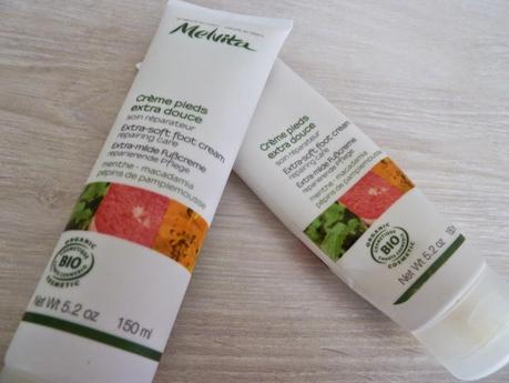 Mon soin préféré pour garder des pieds en forme : la crème pour les pieds extra douce - MELVITA Mon soin préféré pour garder des pieds en forme : la crème pour les pieds extra douce - MELVITA