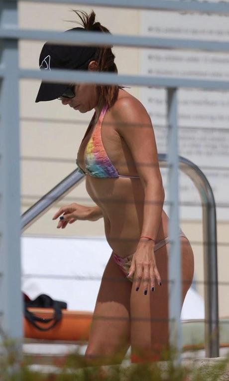 Eva Longoria en Bikini à Miami - 14.09.2014