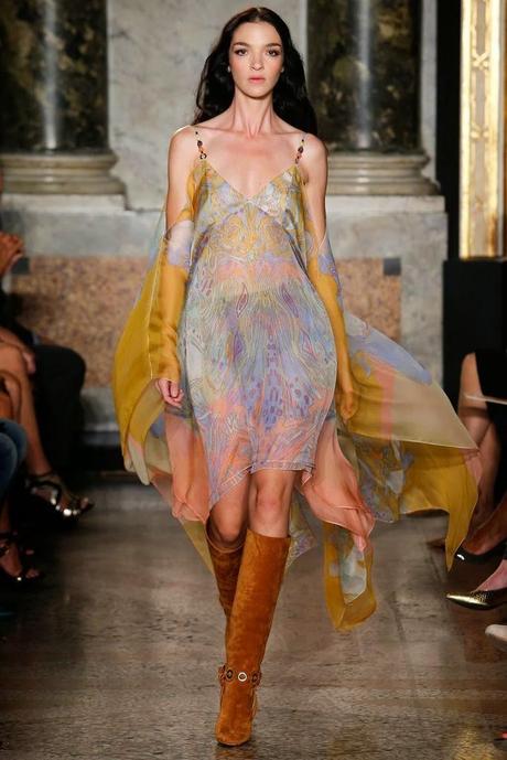 Milano Fashion Week : La bombasse bohémienne  Emilio Pucci...