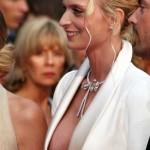 Encore un sein à Cannes : Sarah Marshall