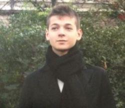 Le fils de Valérie Trierweiler se moque de Nicolas Sarkozy sur Twitter Le fils de Valérie Trierweiler se moque de Nicolas Sarkozy sur Twitter