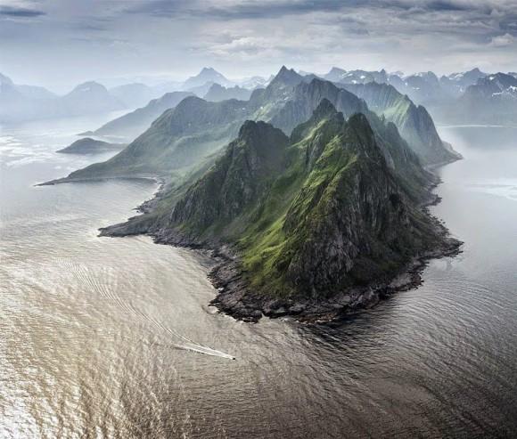 The Claws of the Dragon, Senja, Norway