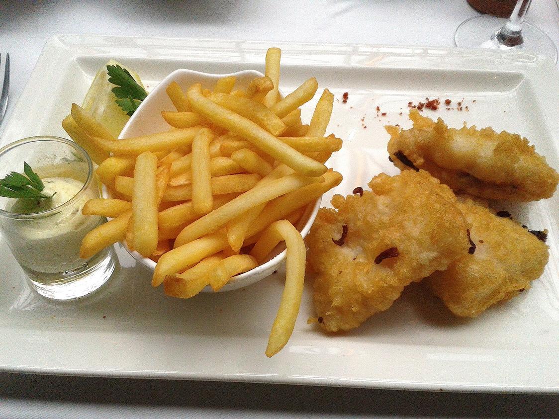 Fish chips © P. Faus