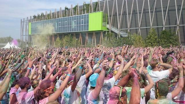 Color Me Rad 10696227_10203439248234773_1498487300095091031_n