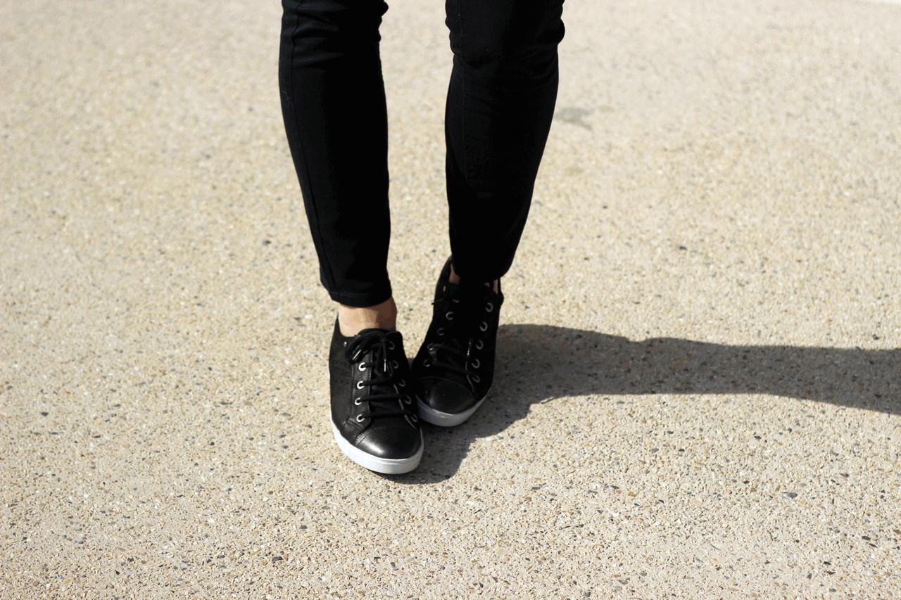 Heather Grey x Black Jeans clemence_6