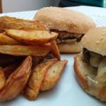 On a peut être trouvé le meilleur burger d’Aurillac ! Burger potatoes Restaurant Aurillac