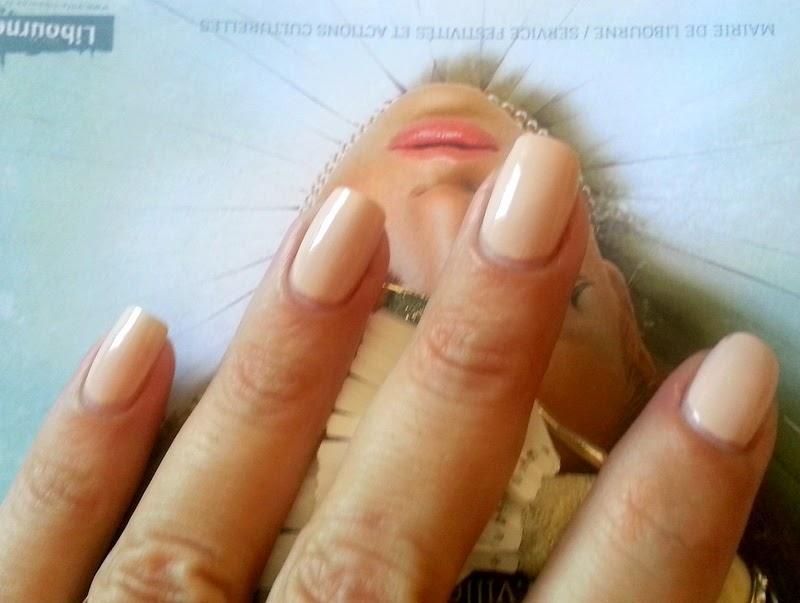 Lili mon joli vernis Lili mon joli vernis