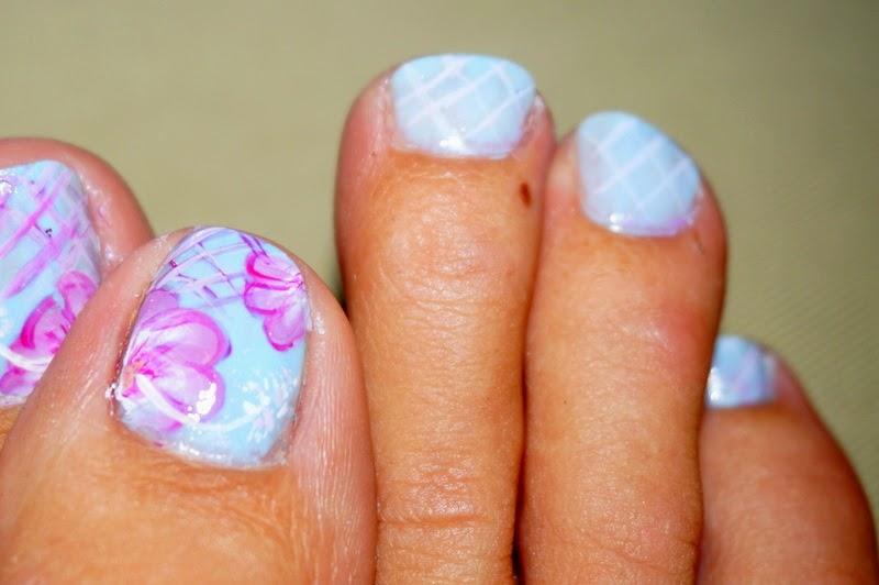 Fleurs de petons et quadrillage Fleurs de petons et quadrillage