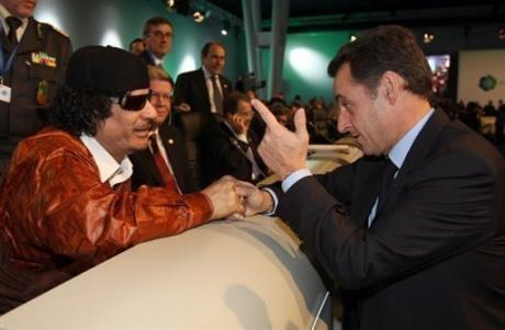 Mouammar Kadhafi & Nicolas Sarkozy