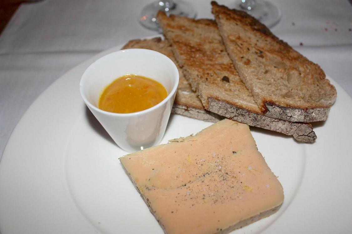 Foie gras de canard et pain Poilâne grillé