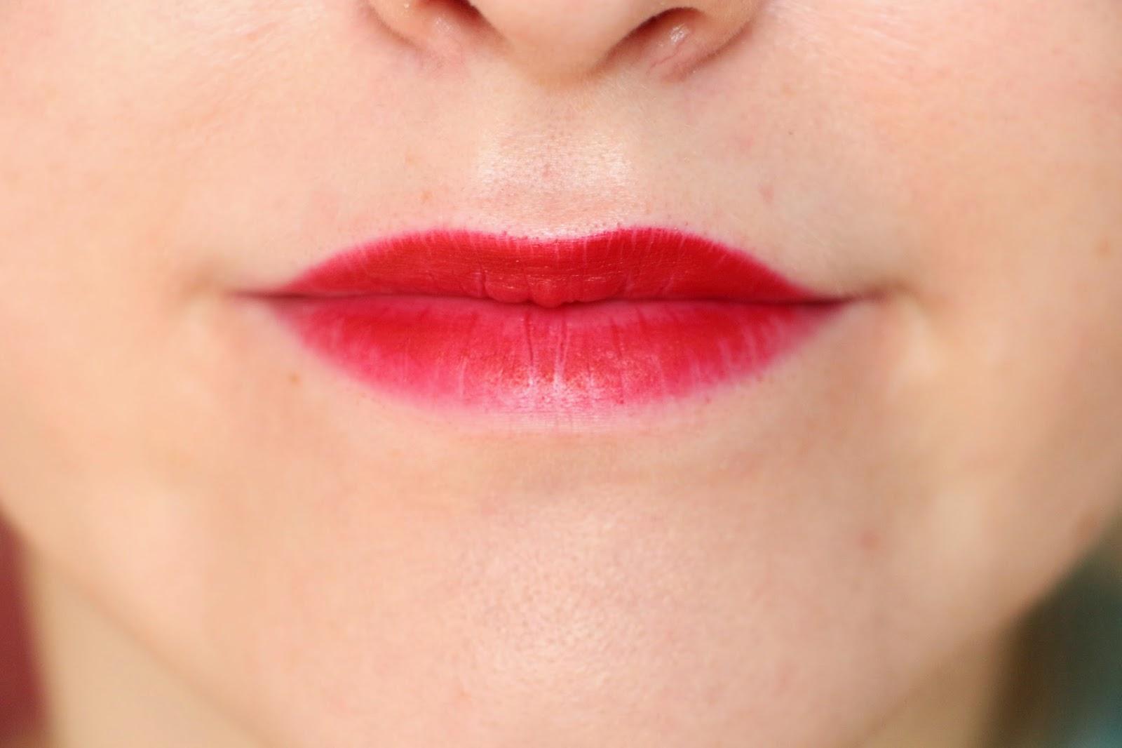 Premières impressions sur les NOUVEAUX APOCALIPS MATTE de Rimmel ; mes nouveaux chouchous de l'automne? Premières impressions sur les NOUVEAUX APOCALIPS MATTE de Rimmel ; mes nouveaux chouchous de l'automne?