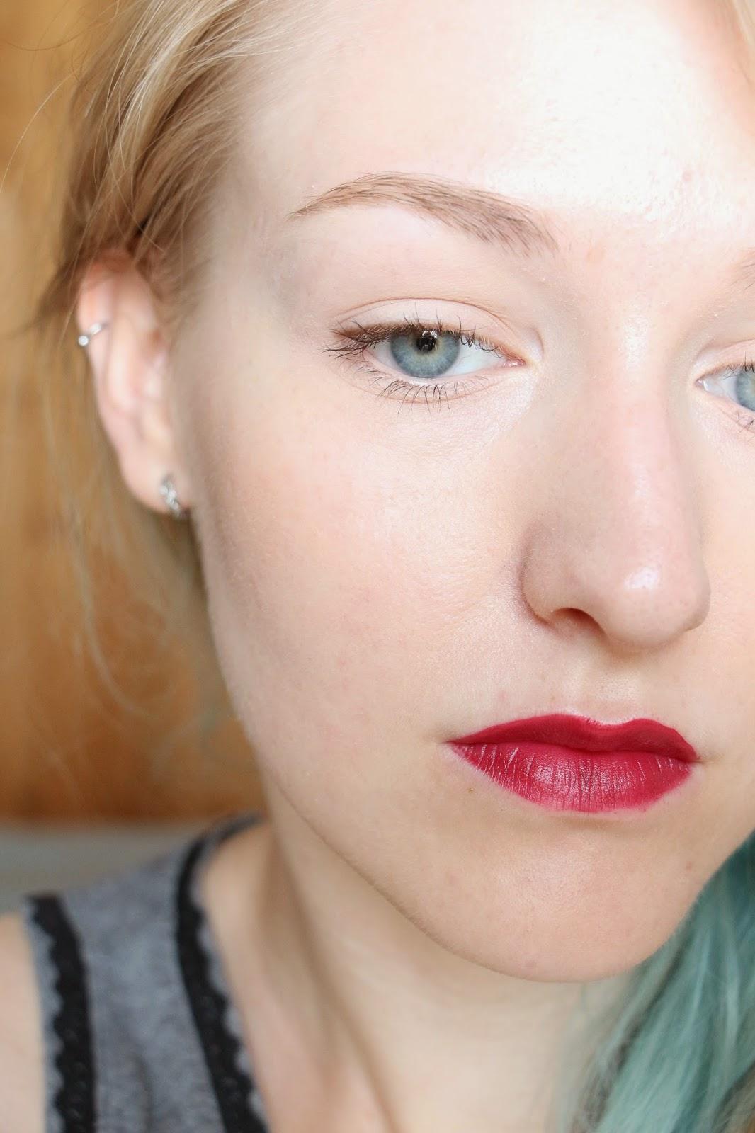 Premières impressions sur les NOUVEAUX APOCALIPS MATTE de Rimmel ; mes nouveaux chouchous de l'automne? Premières impressions sur les NOUVEAUX APOCALIPS MATTE de Rimmel ; mes nouveaux chouchous de l'automne?